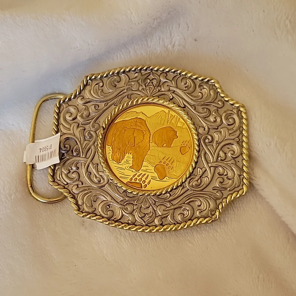 Alaska Mint Belt Buckle With Bear Tracks Coin